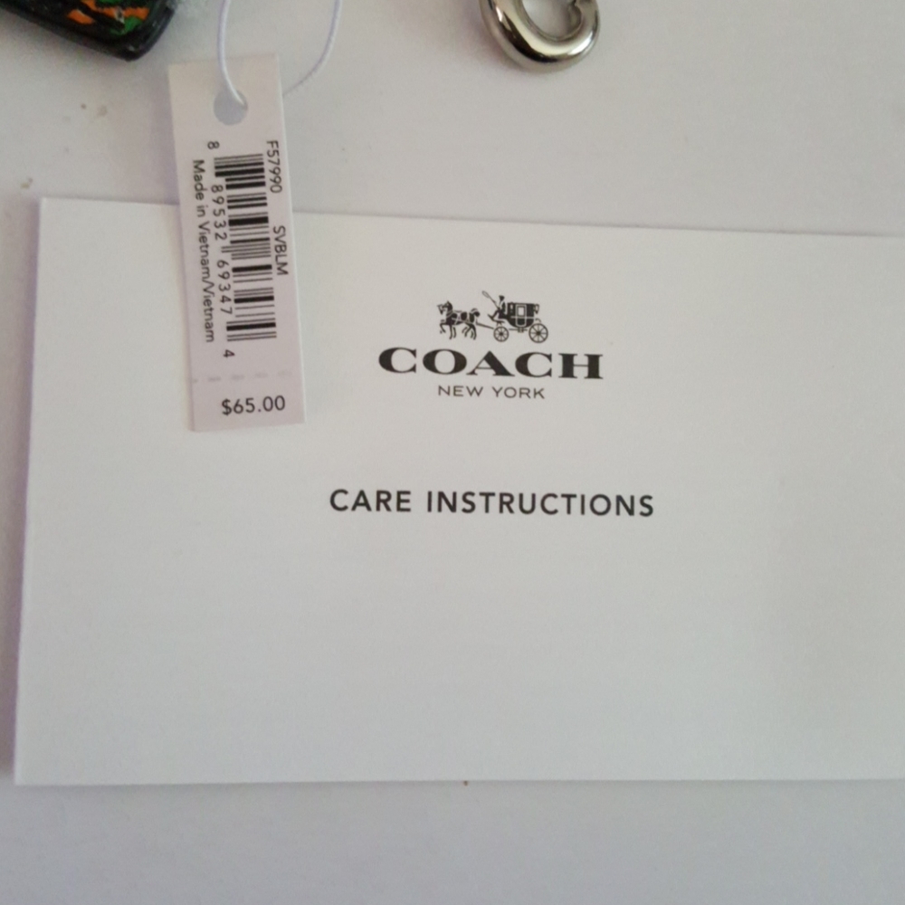 Coach Floral Card Holder Lanyard - Picture 7 of 7